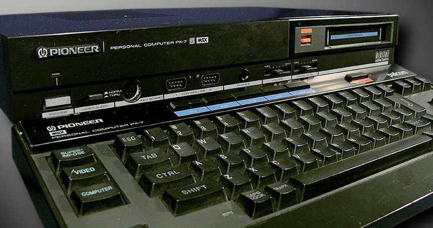 Laserdisc game emulator console